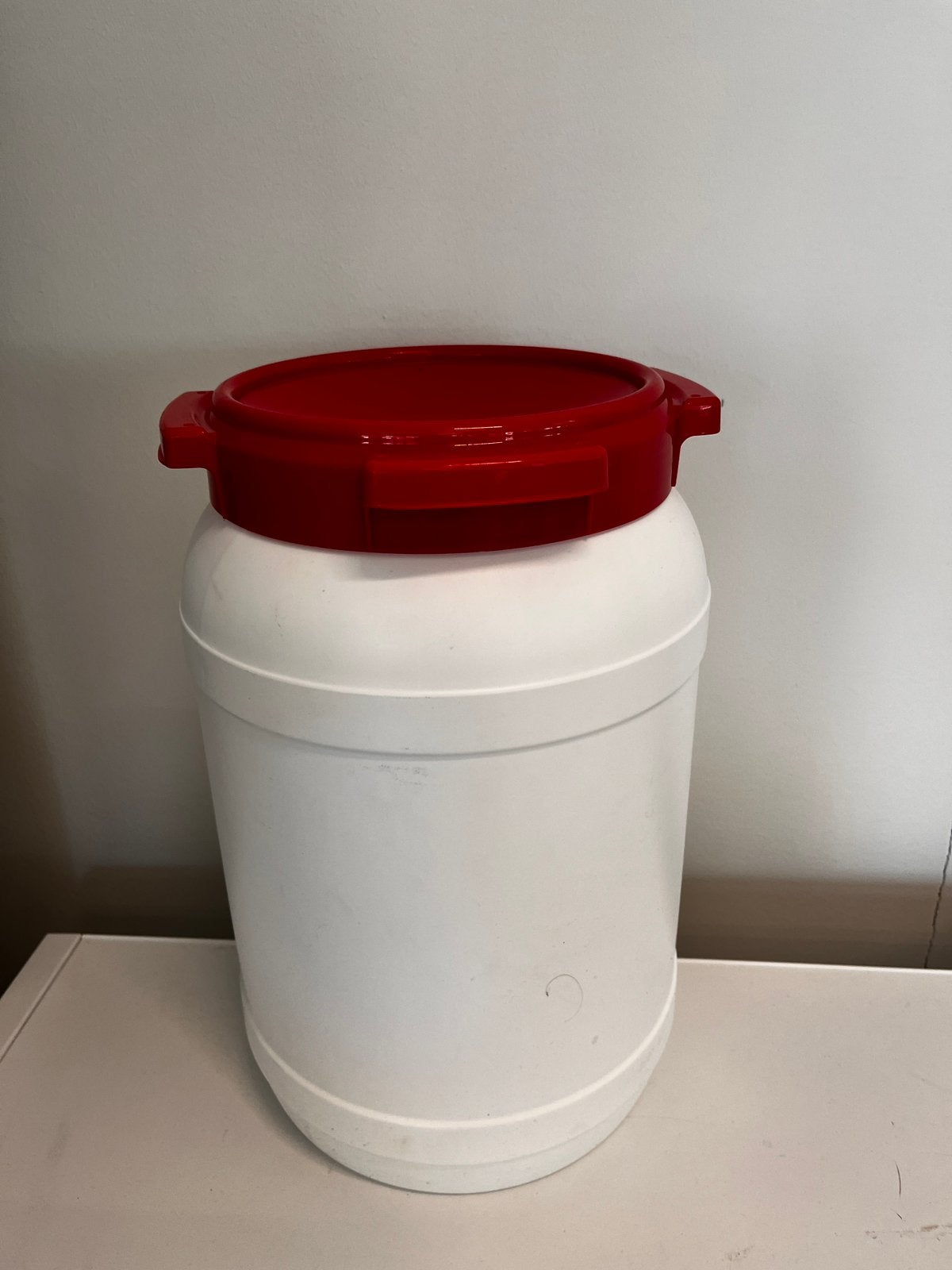 Voerton 20L, Ophalen of Verzenden, Zo goed als nieuw, Kunststof