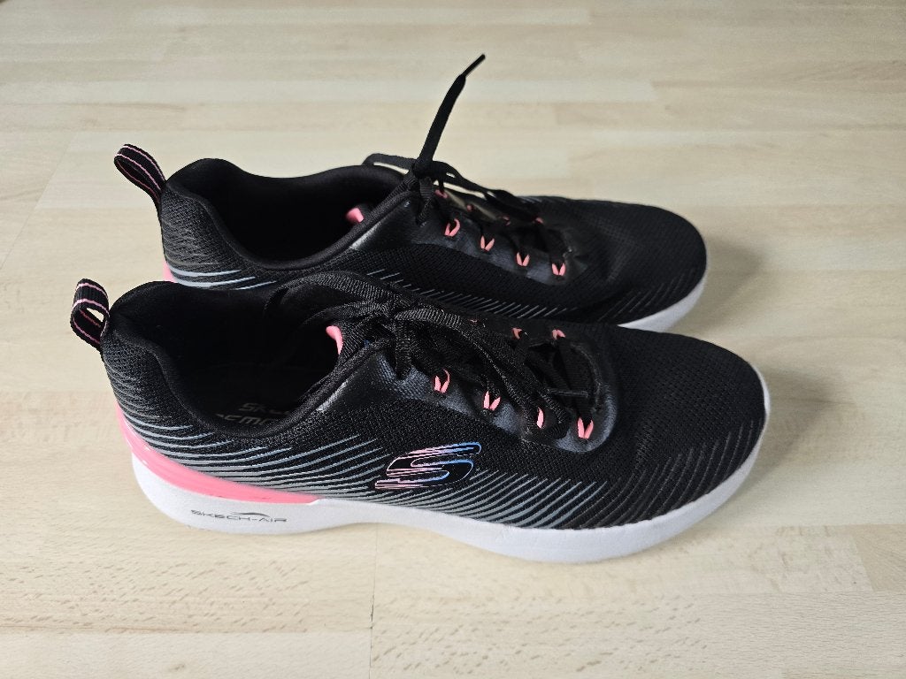 Zwarte Skechers maat 40, Skechers, Zwart, Ophalen of Verzenden, Sneakers of Gympen