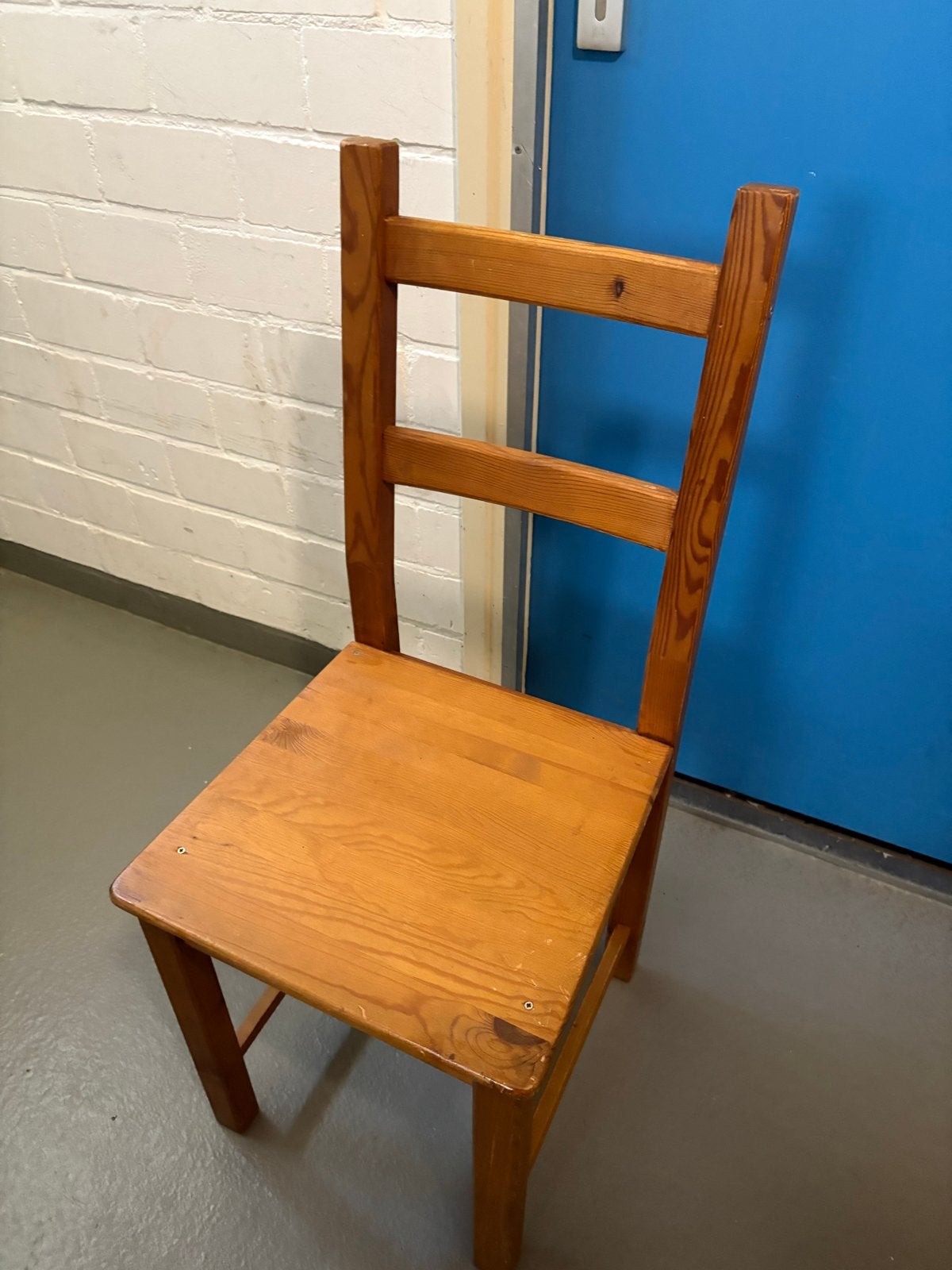 Set van 3 houten stoelen, Ophalen, Gebruikt, Hout, Drie
