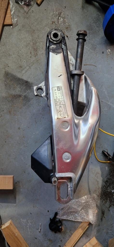Aprilia rsv mille gen1 achterbrug, Ophalen of Verzenden, Gebruikt
