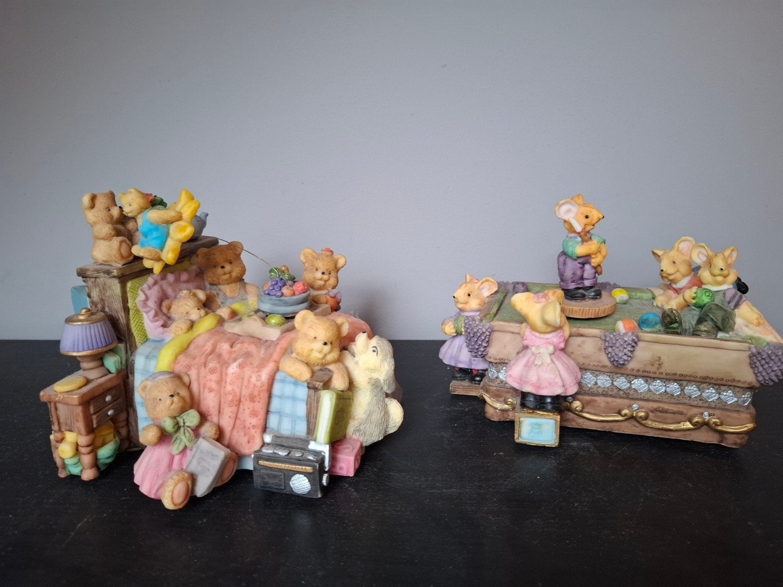 Twee "Cherished Teddies" muziekdoosjes, Verzamelen, Beelden en Beeldjes, Ophalen of Verzenden, Zo goed als nieuw, Dier