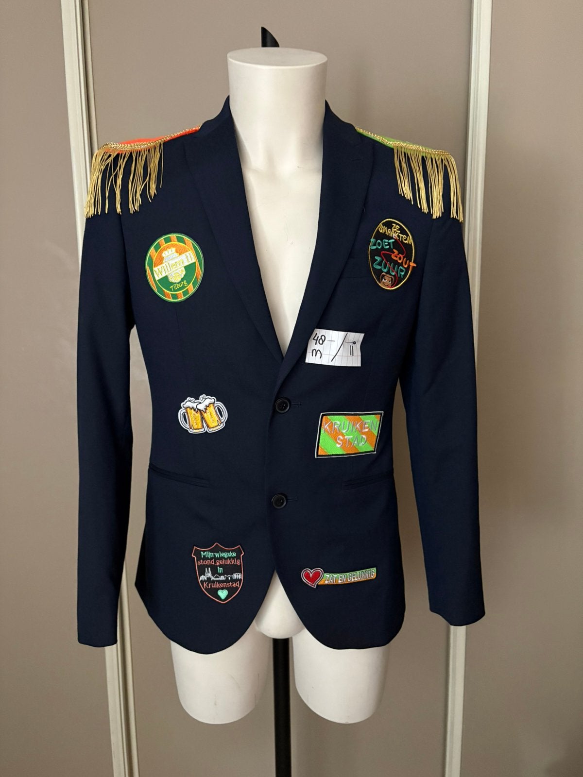 (11) Kruikenstad Colbert/Jas maat M carnaval unisex emblemen, Kleding | Heren, Ophalen of Verzenden, Zo goed als nieuw, Maat 48/50 (M)