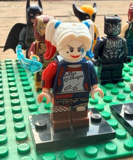 Zellzamere Lego minifiguren met oa Harley Quinn & Series, Ophalen of Verzenden, Zo goed als nieuw