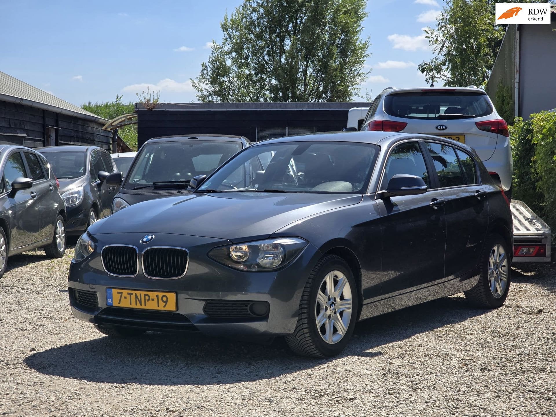 BMW 1-serie 116d 2.0 Automaat!/Clima/facelift/5drs., Zwart, 4 cilinders, 116 pk, 1200 kg
