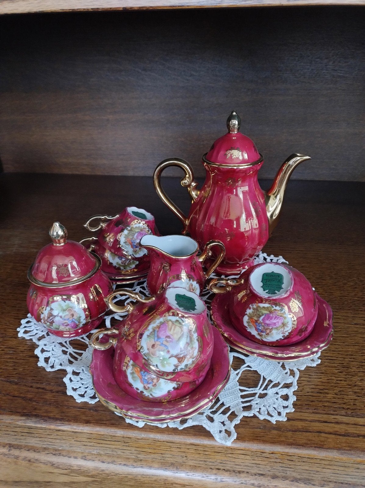 Bavaria Servies, Ophalen