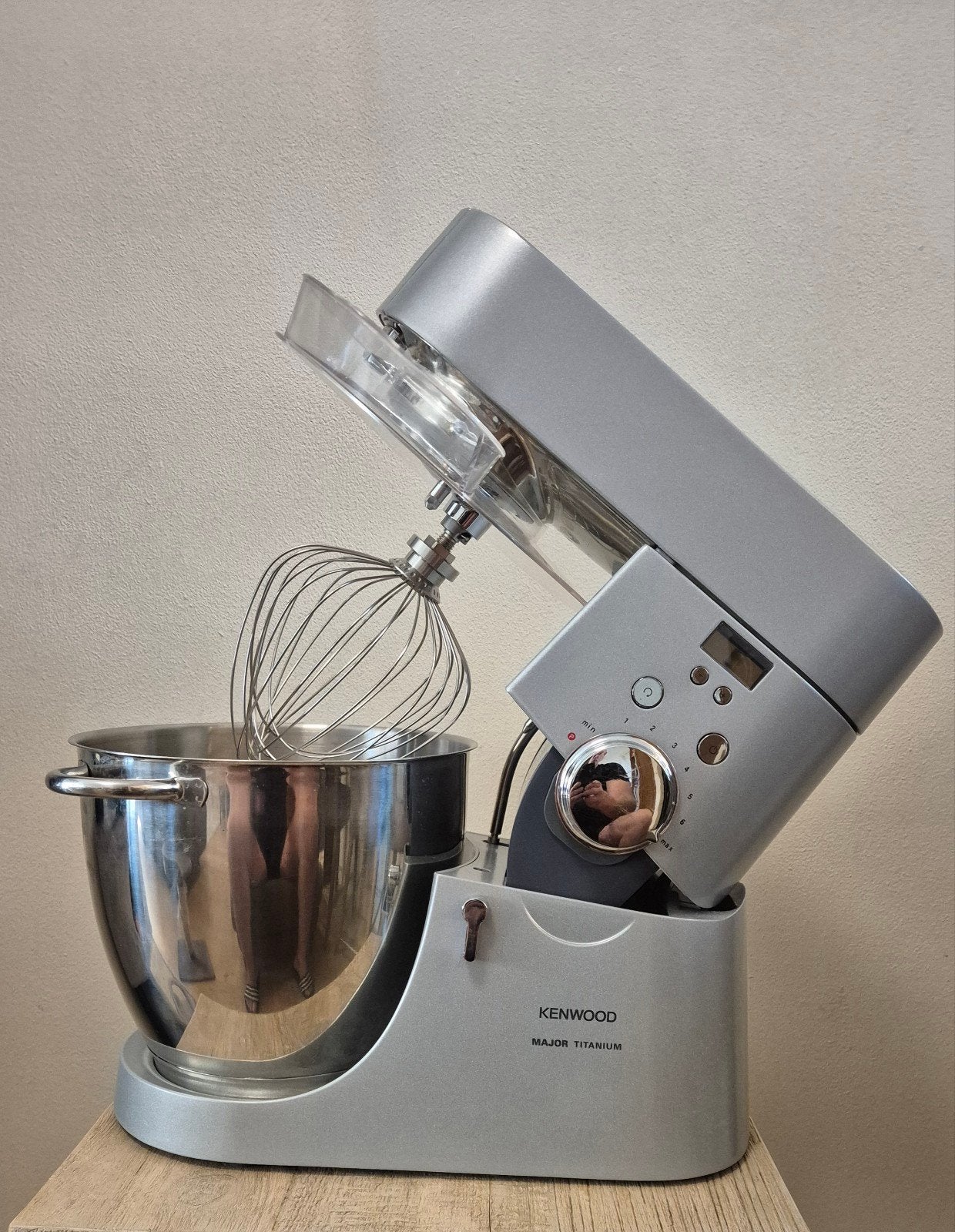 Kenwood Major Titanium Keukenmachine met  veel accessoires, 4 liter of meer, Ophalen, Gebruikt, 3 snelheden of meer