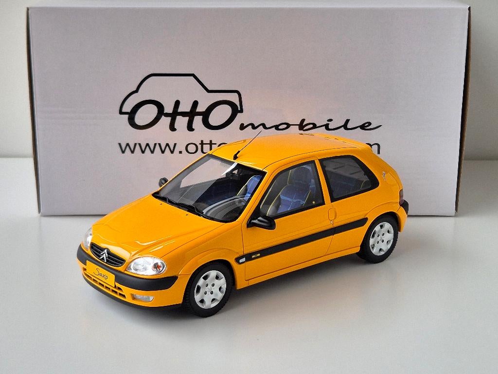 1:18 Ottomobile Citroën Saxo 1.4 BIC Phase 2 Orange Mango, Ophalen of Verzenden, Zo goed als nieuw, Auto, OttOMobile