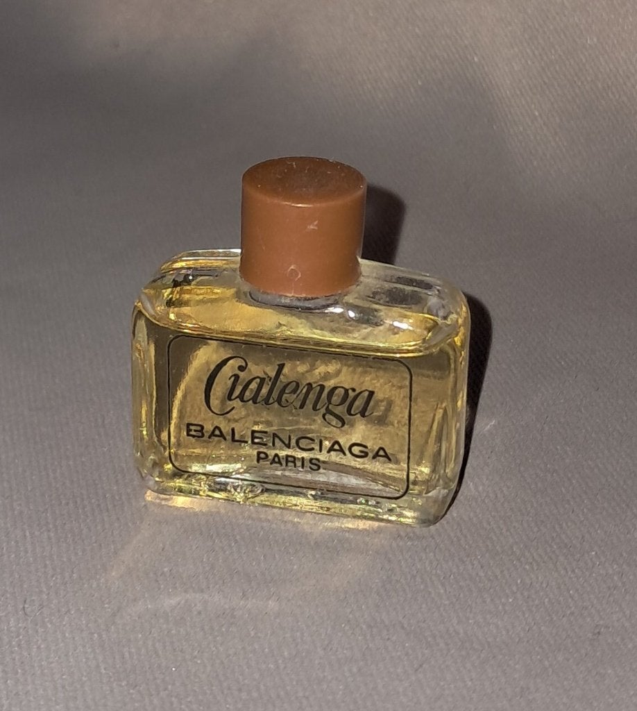 Volle parfum mini - Balenciaga Cialanga, Ophalen of Verzenden, Zo goed als nieuw, Miniatuur, Gevuld