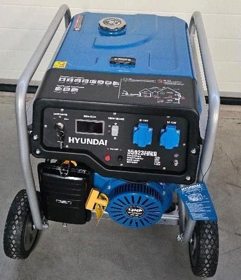 Hyundai 55023FHKD 5500 Watt Generator, Aggregaat 230/12 Volt, Elektrisch startend, Benzine, Ophalen of Verzenden, Zo goed als nieuw