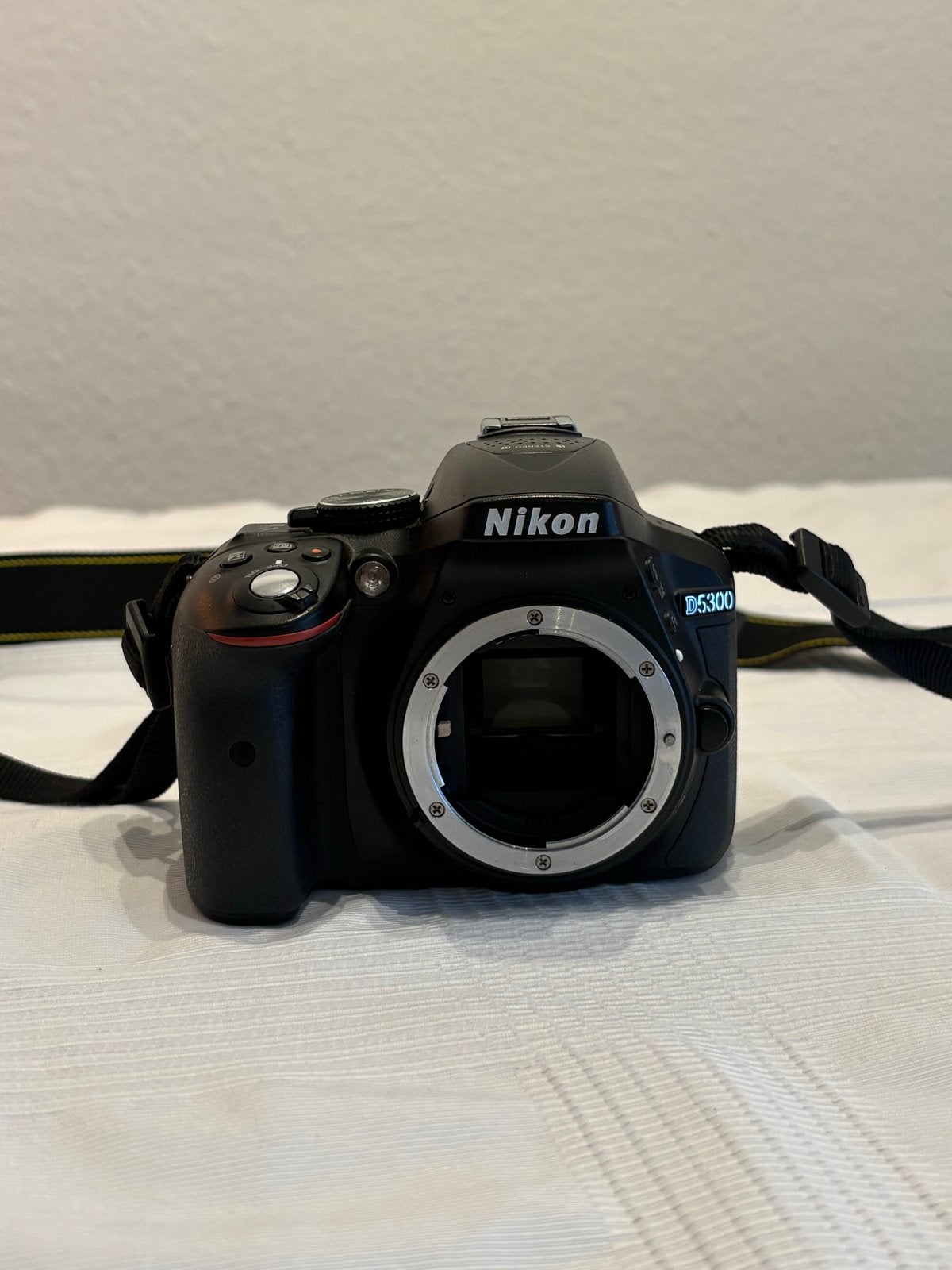 Nikon D5300 spiegelreflexcamera - body, Ophalen, Gebruikt, Spiegelreflex, WiFi
