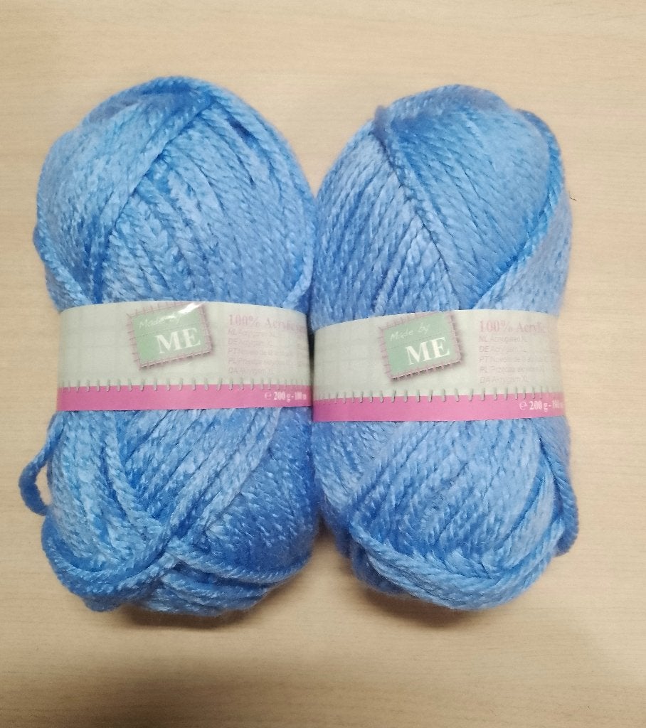 Breigaren: 2 bollen 100% Acryl garen XL - Lichtblauw, Ophalen of Verzenden, Nieuw, Breien of Haken, Wol of Garen