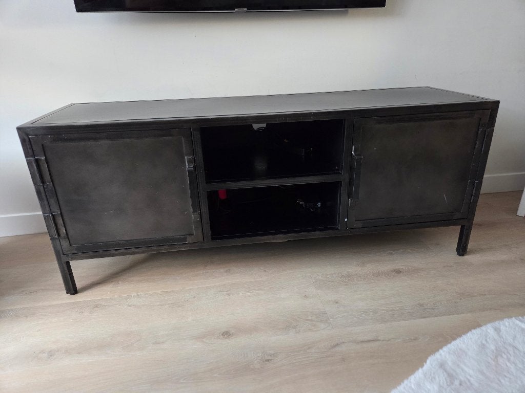 Industrieel Tv meubel carpino, Ophalen, Gebruikt, 100 tot 150 cm, Minder dan 100 cm