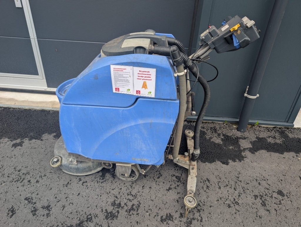 Numatic TTB 3450 accu schrobzuigmachine 24V, werkt goed, Ophalen, Info@numatic.nl, Schrobmachine, Vennootsweg 15, 2404 CG Alphen aan den Rijn, Nederland