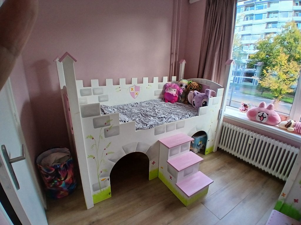 Kinderbed met kledingkast, Kinderen en Baby's, Ophalen, Gebruikt, 70 tot 85 cm, Hoogslaper of Stapelbed