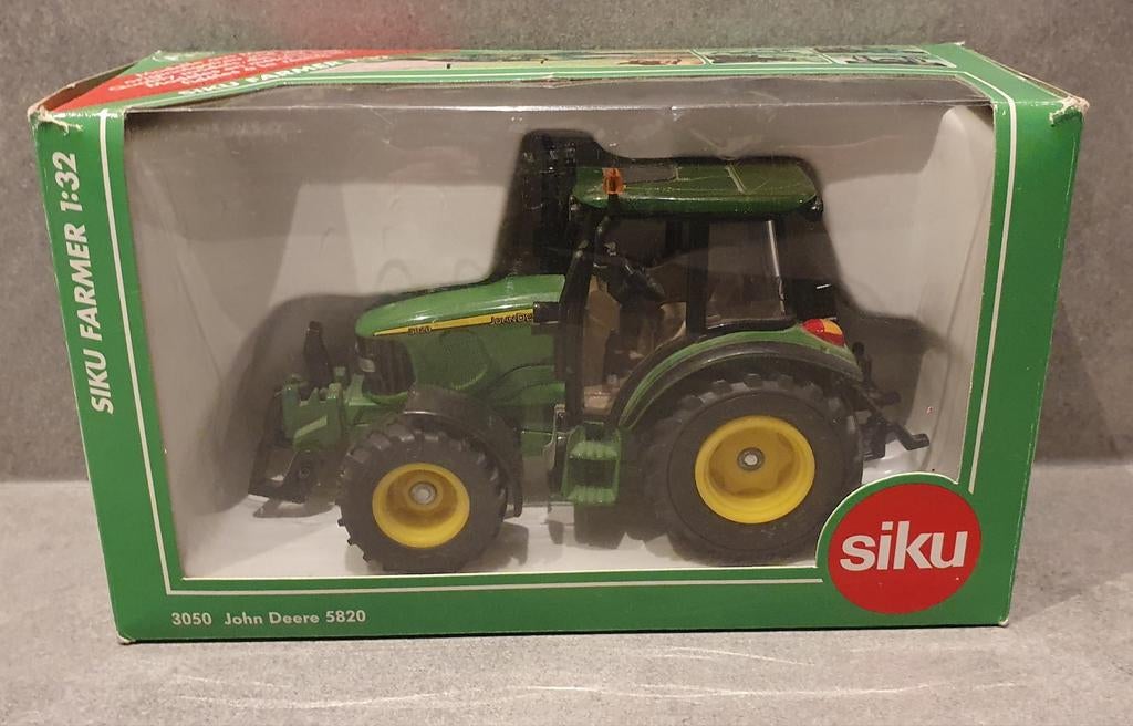 Siku Farmer 3050 John Deere tractor 5820 1:32 - Nieuwstaat, Ophalen of Verzenden, Nieuw, Tractor of Landbouw, SIKU