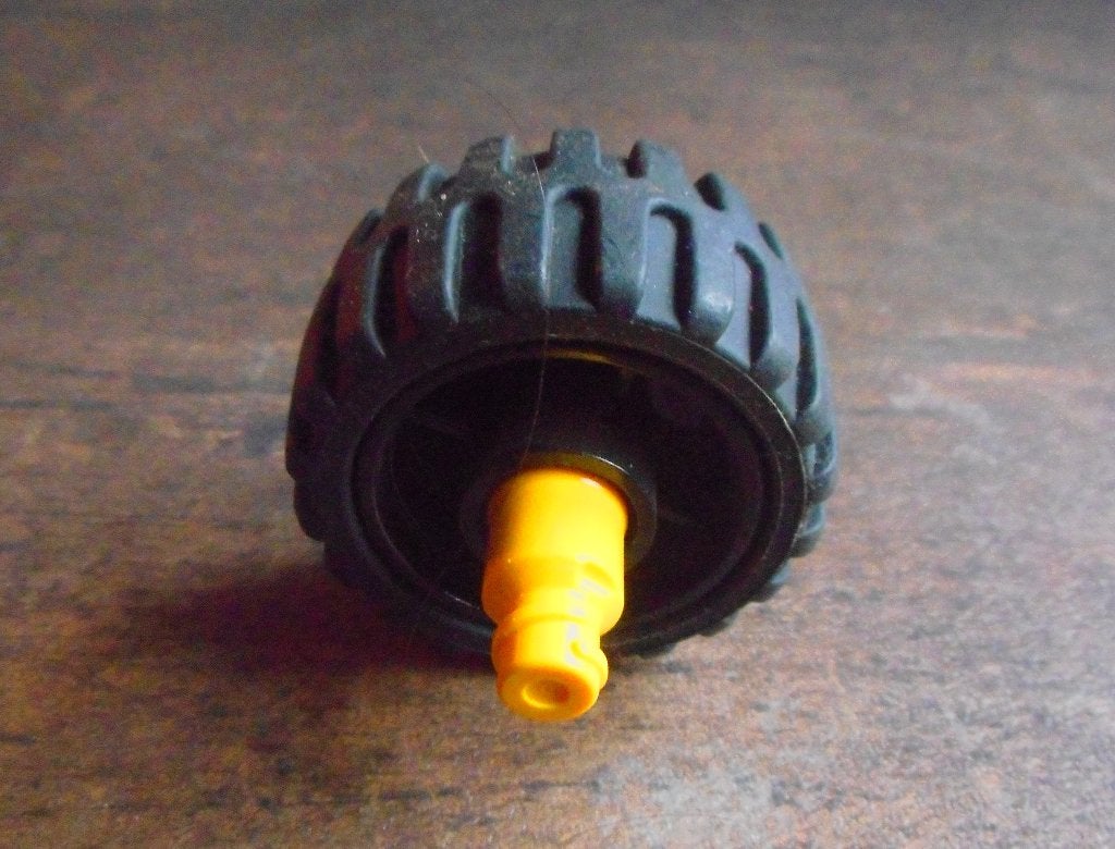Foto 8 van Lego Duplo Toolo Wheel with Standard Tire (zie foto's) 33