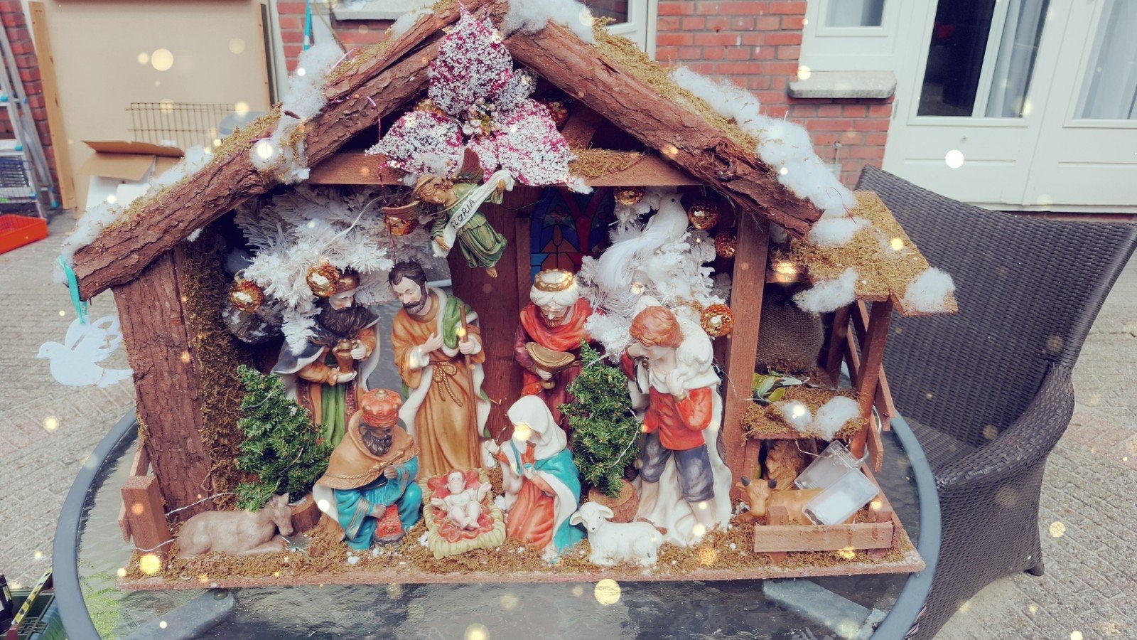 Grote kerststal 80 cm breed en 55cm hoog, Ophalen, Gebruikt