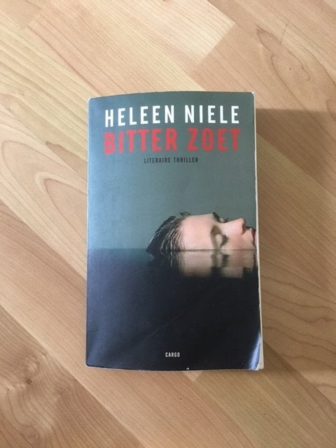 Bitter zoet - Heleen Niele, Ophalen of Verzenden, Gelezen