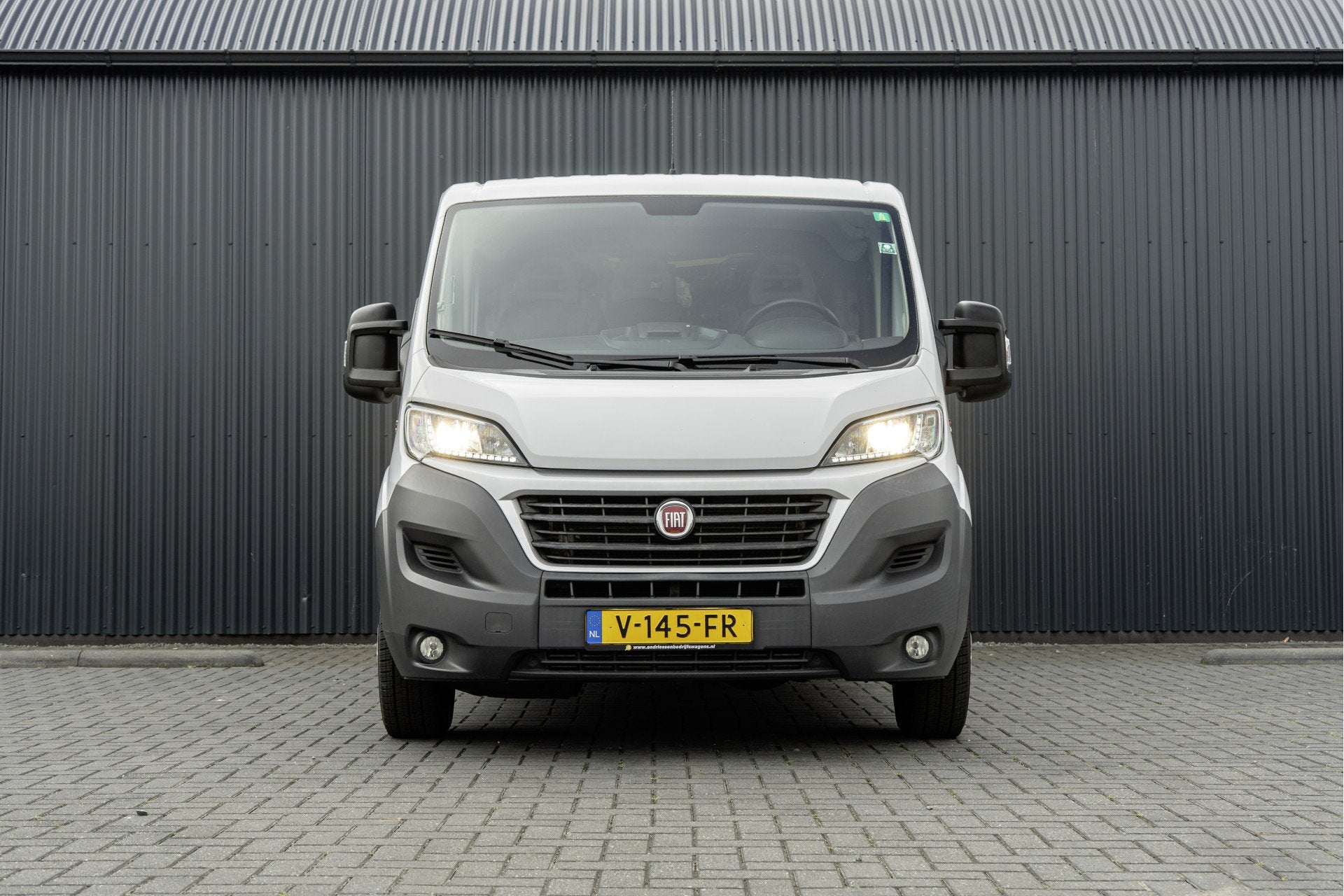 Fiat Ducato 2.3 MultiJet | DC 7-Zits | Camera | Navi | Clima, Voorwielaandrijving, Stof, Gebruikt, Met garantie (alle)