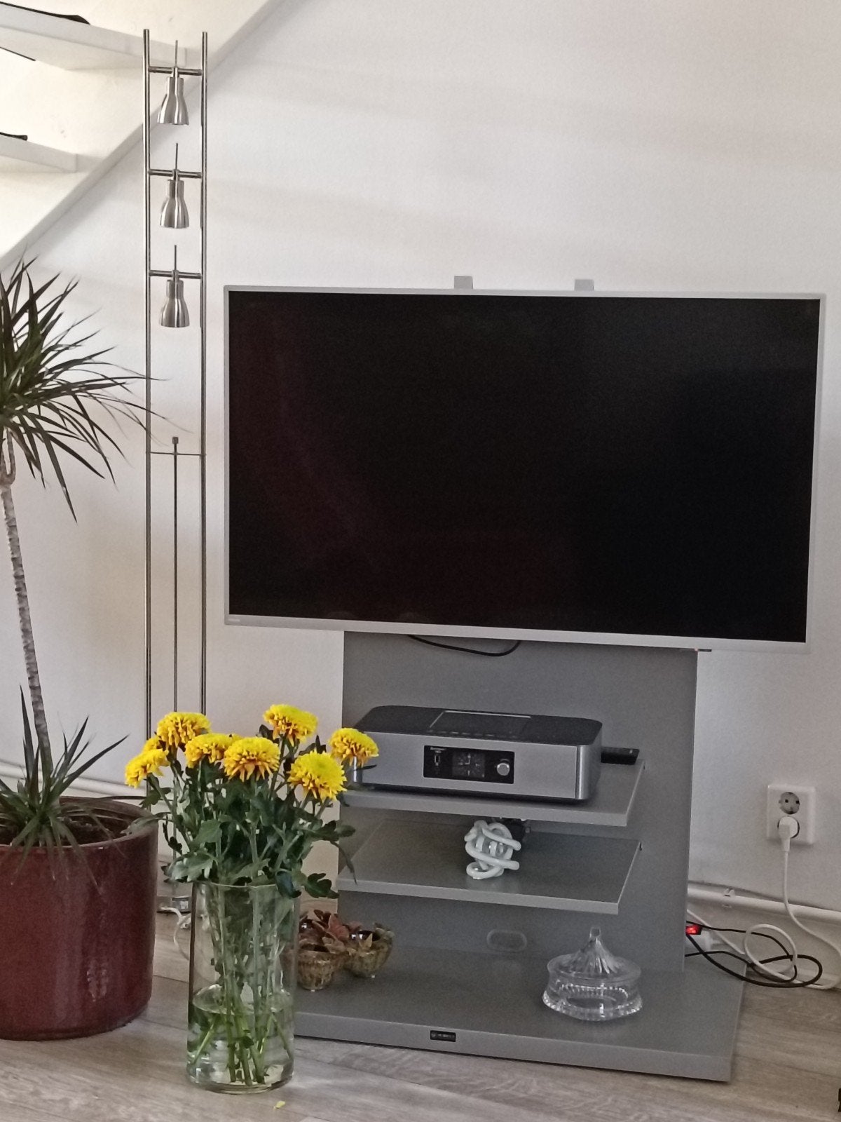 Philips Ambilight Android TV 42 inch met meubel, Philips, Gebruikt, Ophalen of Verzenden, 100 cm of meer