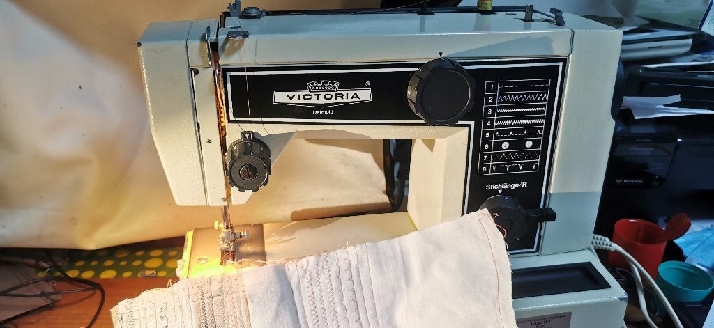 Naaimachine VICTORIA Detmold 128F Zo goed als nieuw, Verzenden, Zo goed als nieuw, Naaimachine, Overige merken