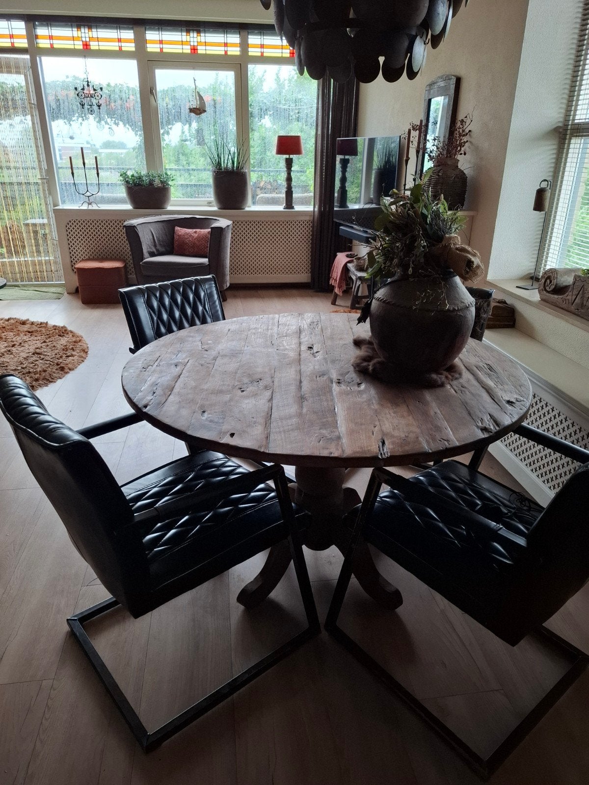 Mooie ronde doorleefde eettafel Hoffs stijl, Huis en Inrichting, Tafels | Eettafels, Ophalen, Rond, Zo goed als nieuw, Landelijk stoer Hoffz