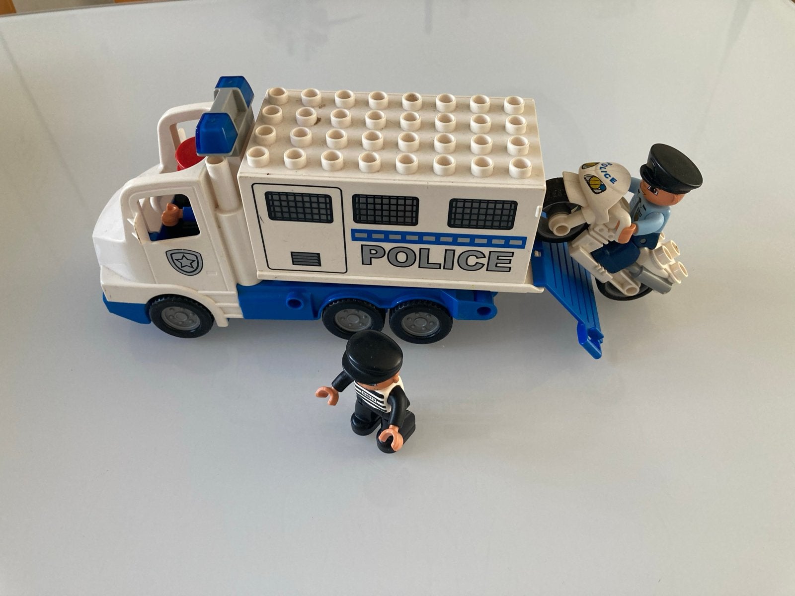 Lego Duplo Politiebus met figuren en motor, Ophalen of Verzenden, Gebruikt, Overige merken