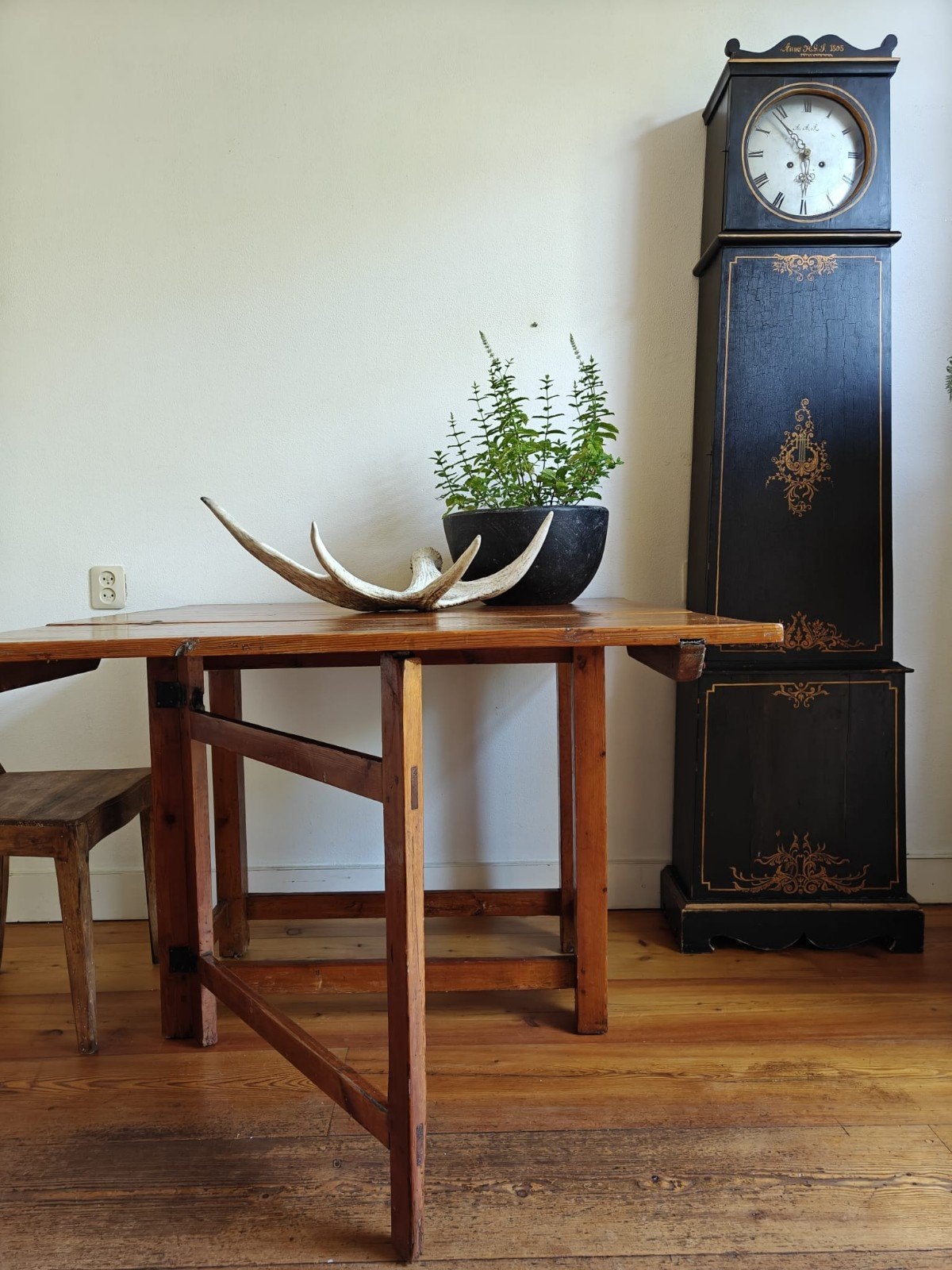 Antieke Zweedse klaptafel (slagbord), Ophalen