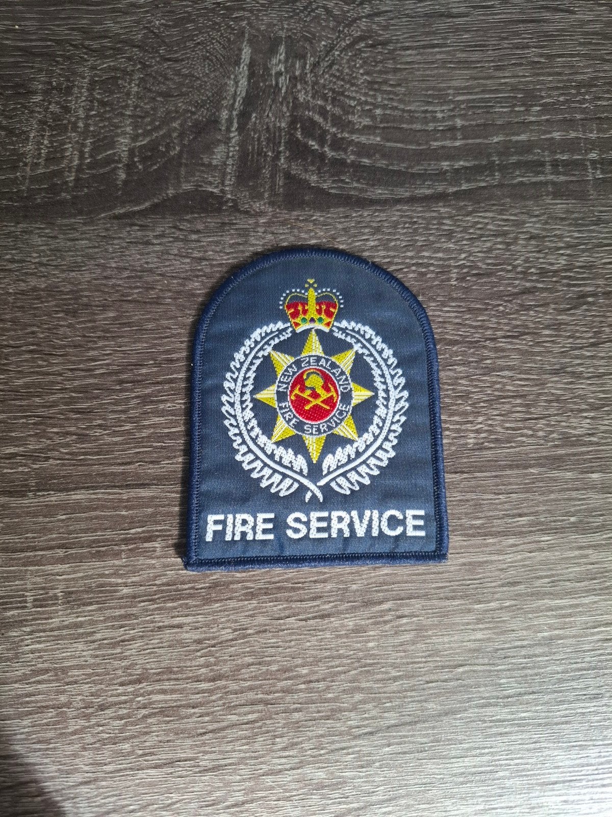 Nieuw-Zeelandse Brandweer Patch - FIRE SERVICE, Ophalen of Verzenden, Nieuw