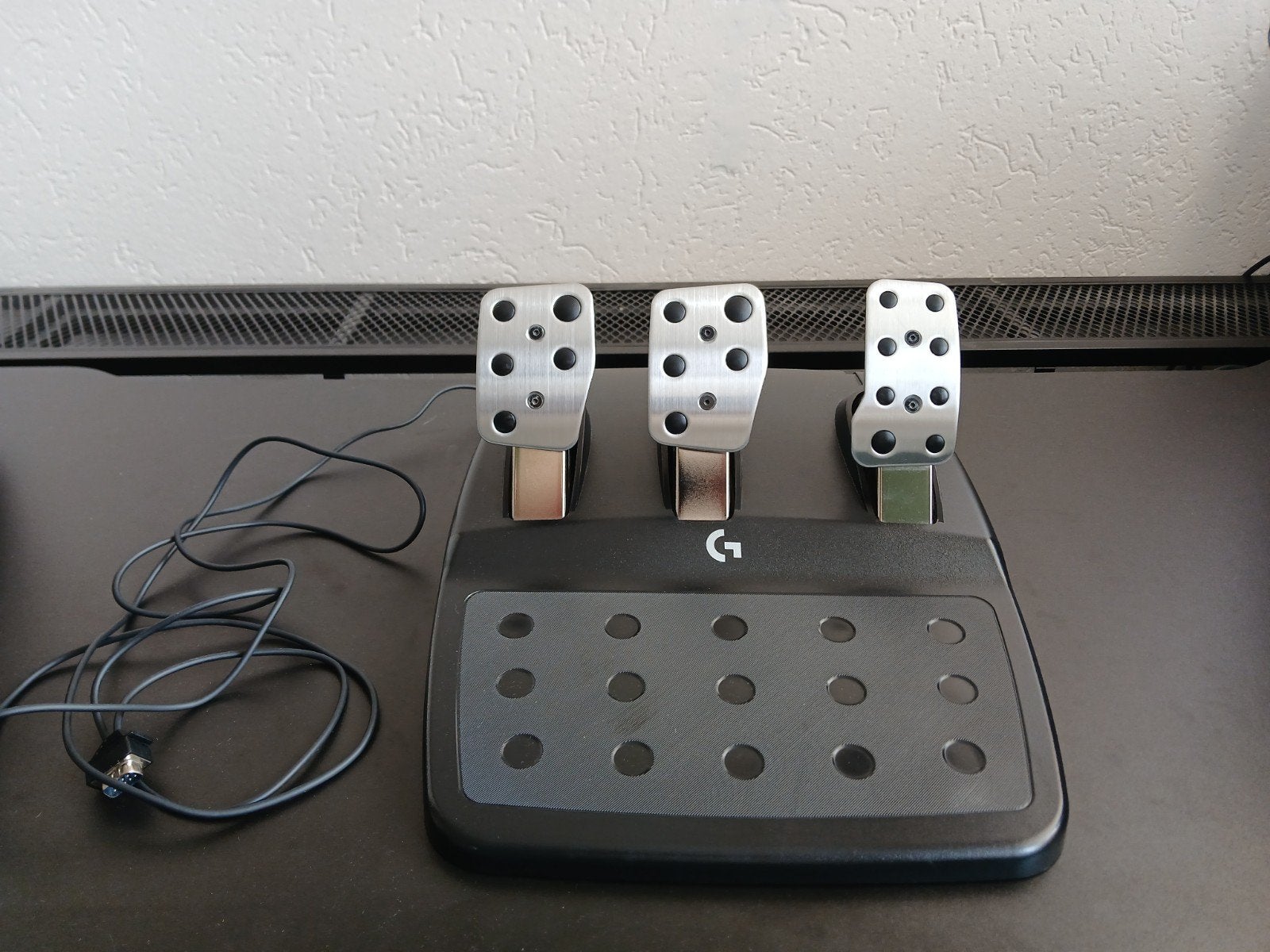 Foto 6 van Logitech G923 Racestuur met Pedalen en Shifter