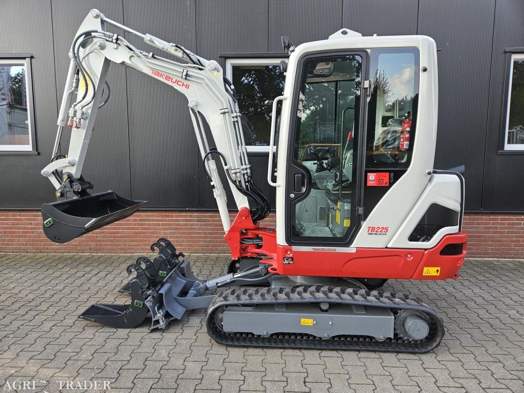 Takeuchi TB225 Extra - Nieuw, Zakelijke goederen, Machines en Bouw | Kranen en Graafmachines, Graafmachine