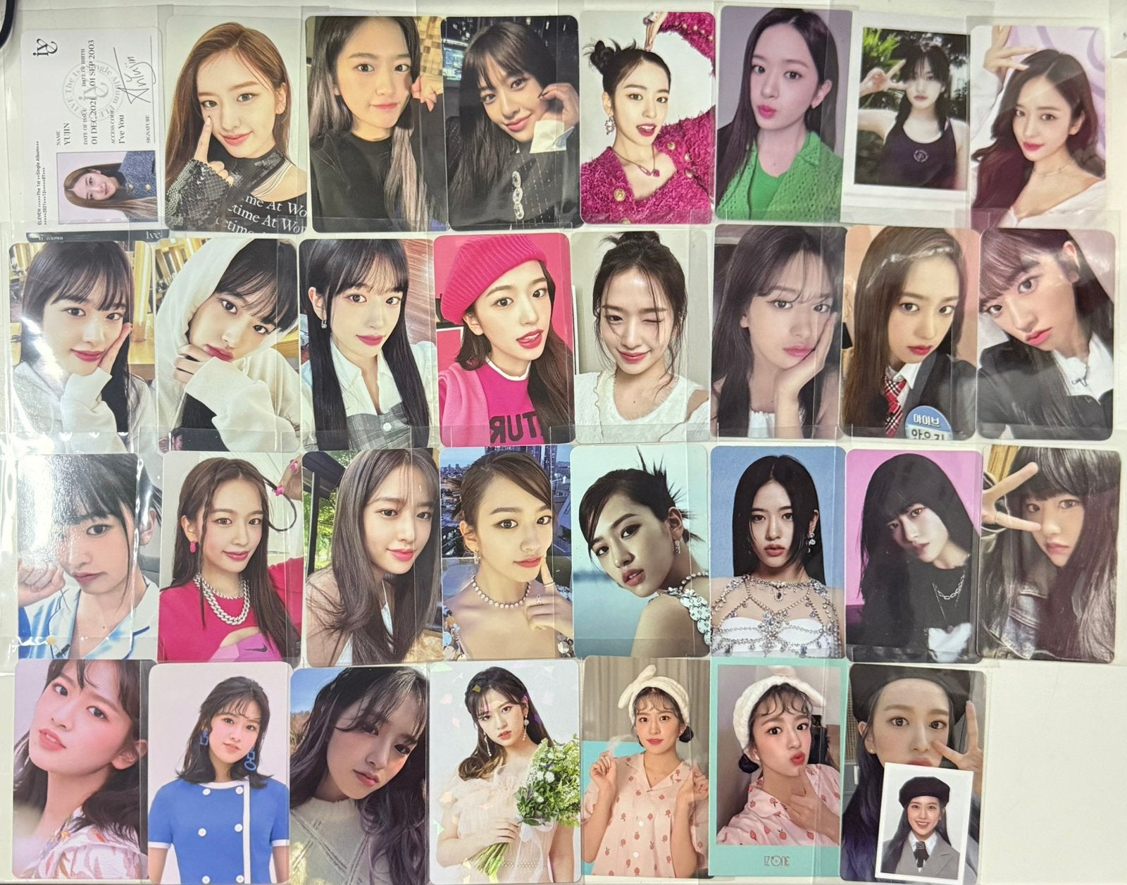 ive yujin photocard izone, Verzenden, Zo goed als nieuw, Foto of Kaart