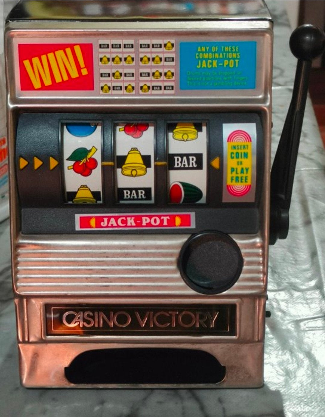 Decoratieve mini gokkast Wako - Casino Victory, Overige munten, Ophalen of Verzenden, Gebruikt