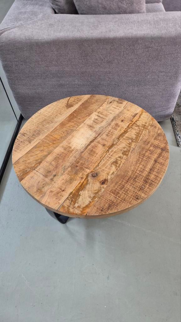Bijzettafel/ salontafel  massief hout met metalen onderstel, Ophalen, Rechthoekig, Minder dan 55 cm, 45 tot 60 cm