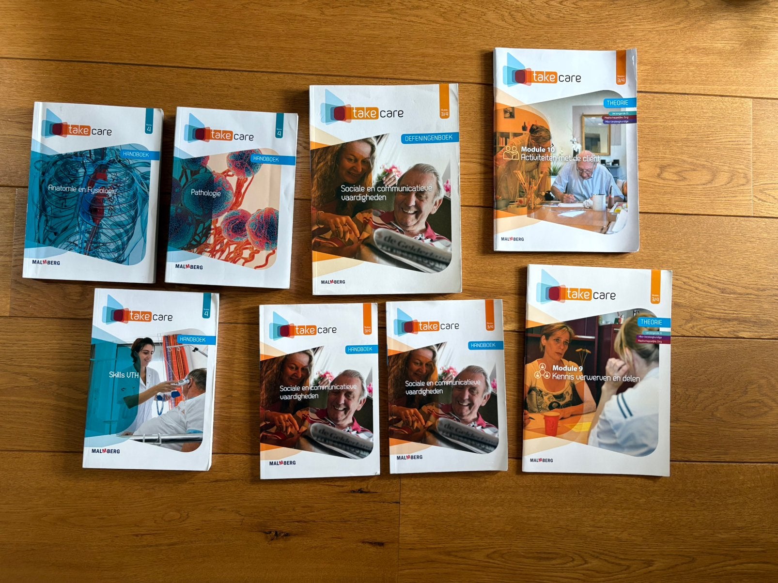 Take Care theorie boeken bundel, Boeken, Schoolboeken, Ophalen of Verzenden, Zo goed als nieuw, Overige niveaus, Nederlands