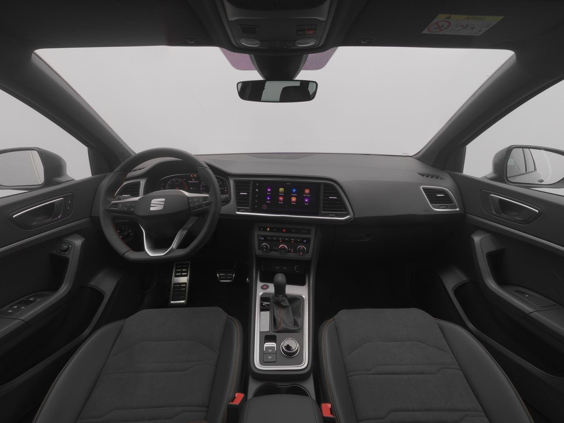 SEAT Ateca FR Business Intense 1.5 TSI 150PK DSG-7 | Trekhaa, 15 km/l, 1498 cc, Zwart, 4 cilinders