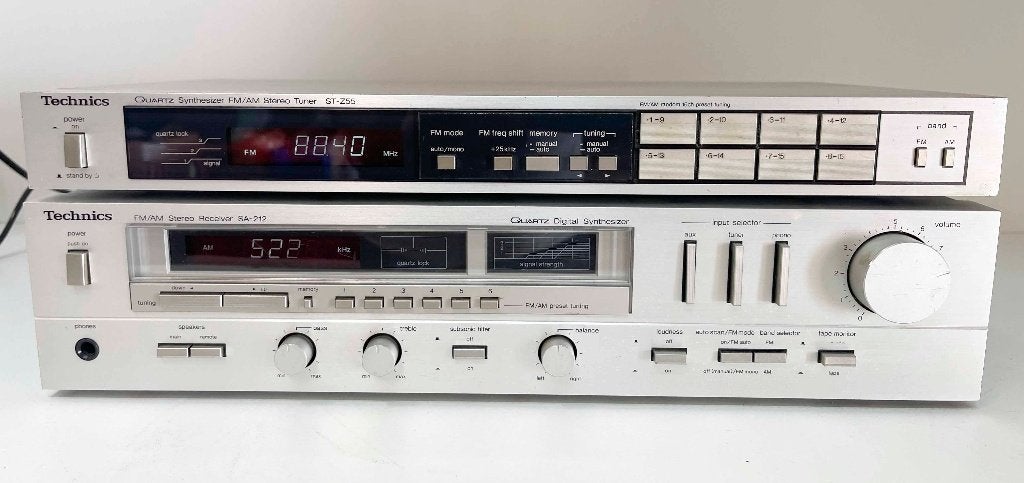 Technics SA-212&ST-Z55 Stereo versterker+AM-FM Stereo Tuner, N, Ophalen of Verzenden, Technics, N