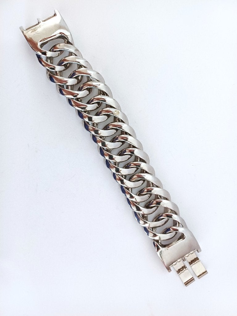 stoere zilver kleurige RVS gourmet armband, 3 cm. breed., Ophalen of Verzenden, Zo goed als nieuw, Zilver, Overige materialen