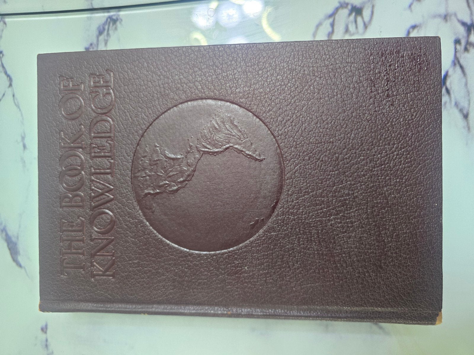 20 Knowledge boeken, Ophalen