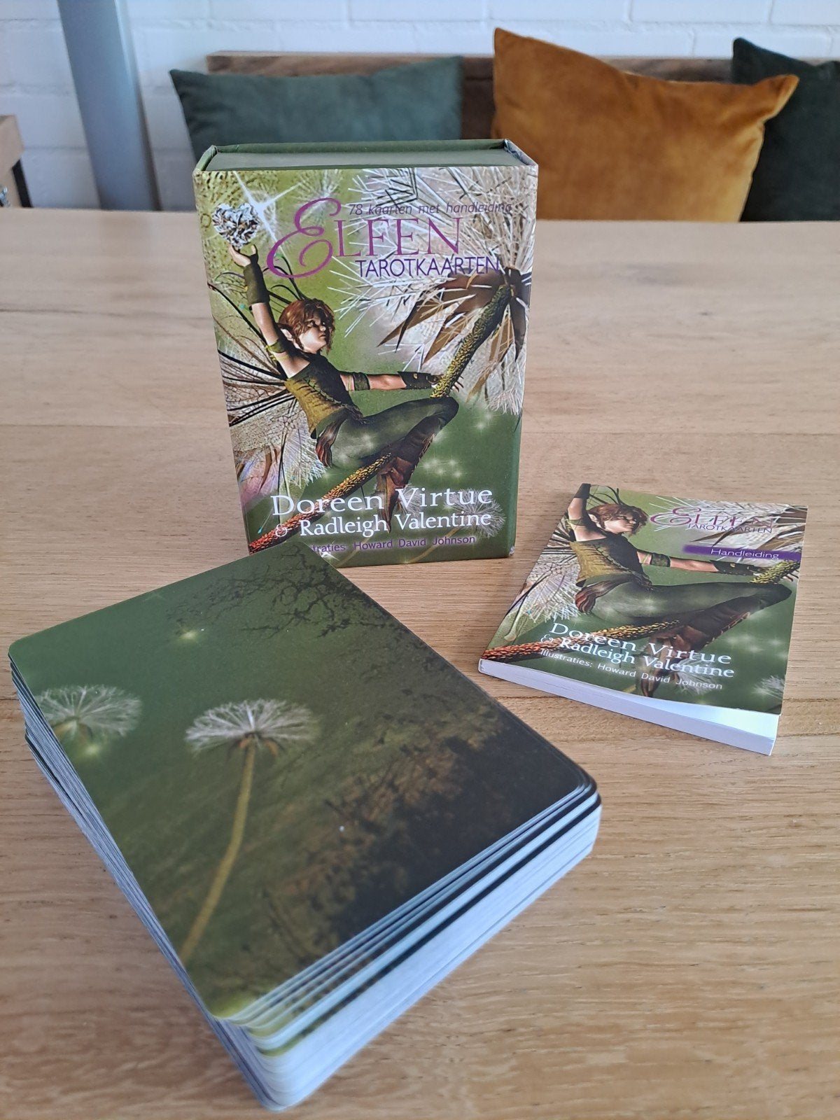 Doreen Virtue - Elfen tarotkaarten, Boeken, Tarot of Kaarten leggen, Overige typen, Ophalen of Verzenden, Zo goed als nieuw