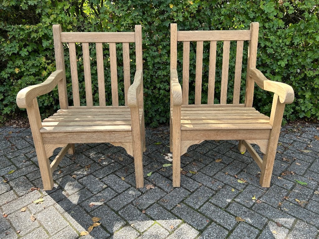 2 teakhouten tuinstoelen - Teak & Garden / 125 euro per stuk