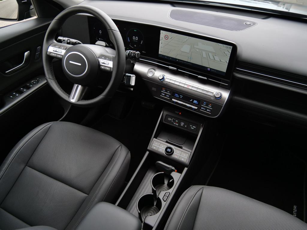 Hyundai KONA 1.6 GDI 141pk HEV Premium Automaat Leder / Appl, Auto's, Hyundai, Gebruikt, 22 km/l, SUV of Terreinwagen, Te koop
