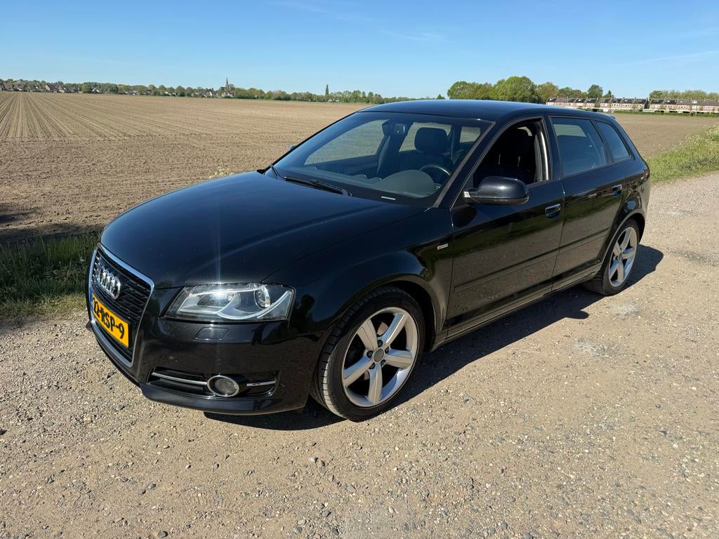 Audi A3 1.4 Tfsi 92KW Sportback S line S-tronic 2011 Zwart, Euro 5, 125 pk, Zwart, 4 cilinders