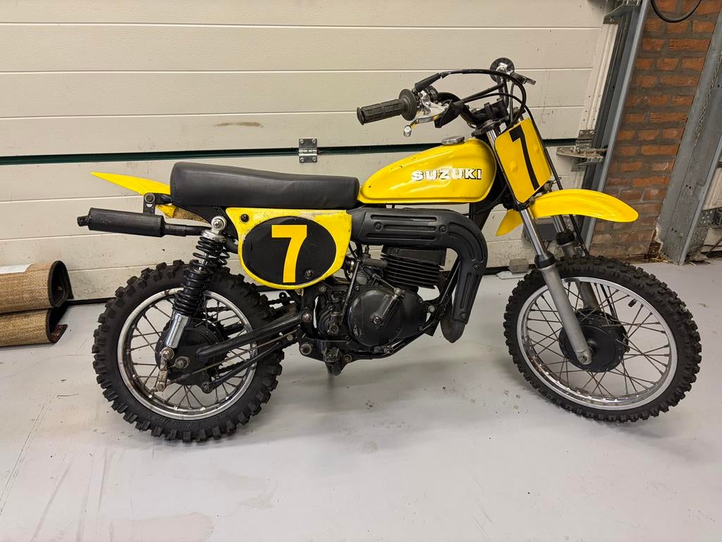 Suzuki RM50 uit 1978, Fietsen en Brommers, Brommers | Crossbrommers, Ophalen, Zo goed als nieuw, Suzuki