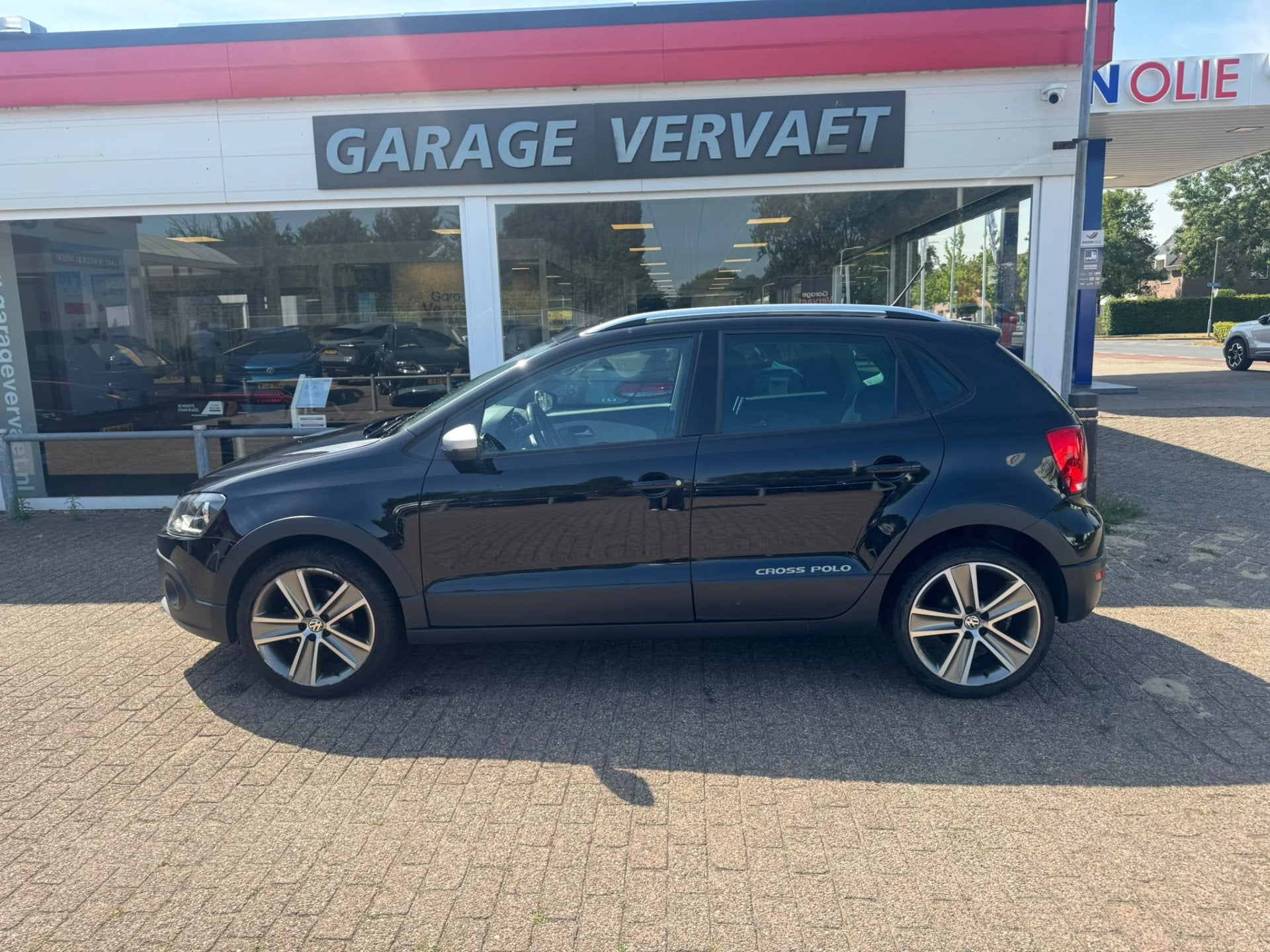 Volkswagen Polo 1.2 TSI Cross (bj 2015), Voorwielaandrijving, Euro 5, Stof, Zwart