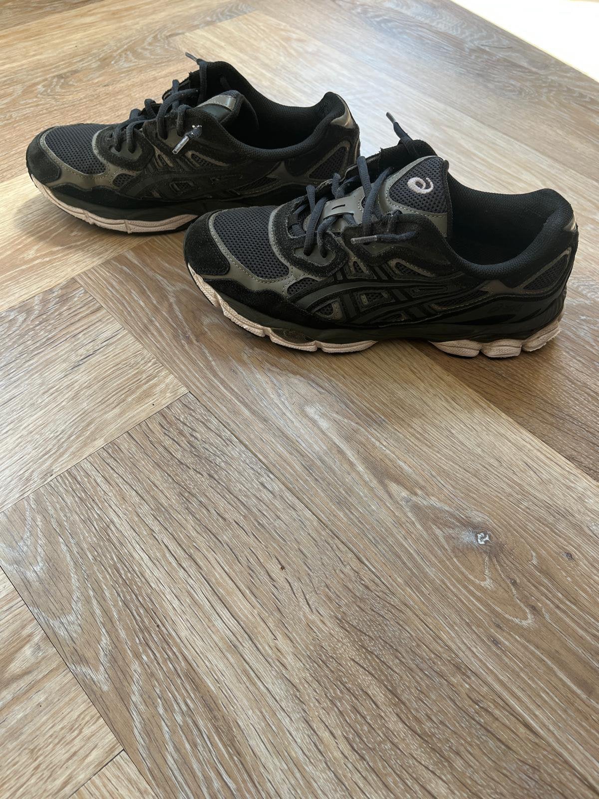 Zwarte Asics gel NYC maat 41,5, Zwart, Ophalen of Verzenden, Sneakers of Gympen, Gedragen