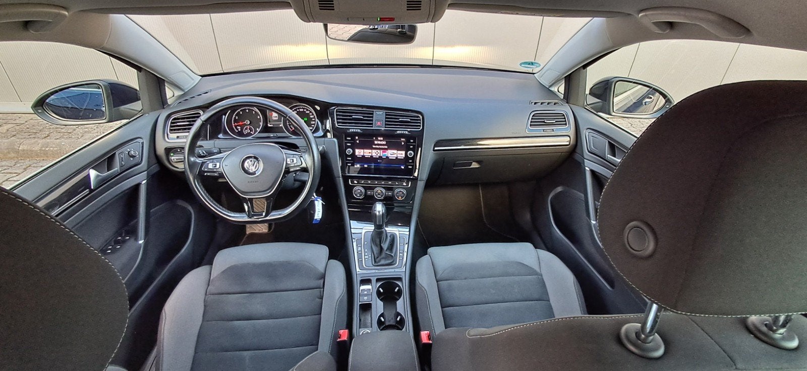 Volkswagen Golf Variant highline1.5 TSI 150pk 7-DSG 2019, 1498 cc, Euro 6, 4 cilinders, Alcantara