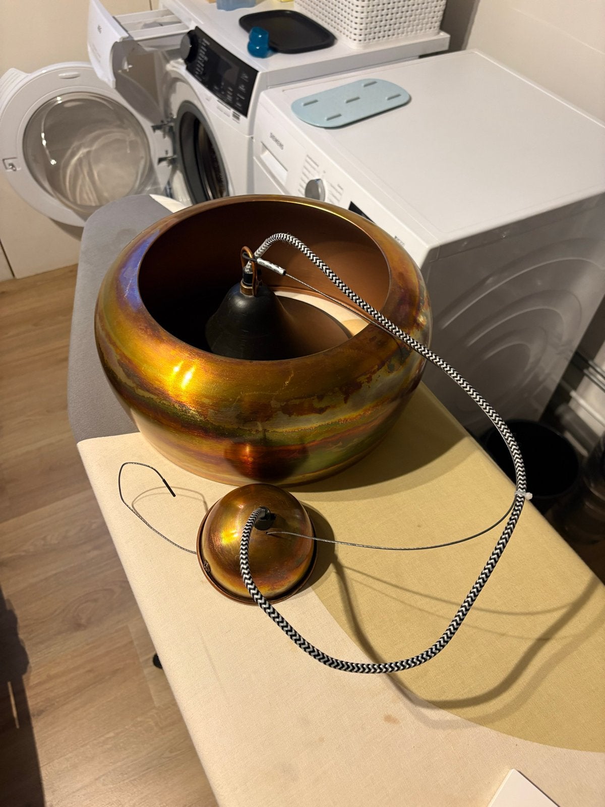 Unieke koperkleurige hanglamp - Modern design, Ophalen of Verzenden, Gebruikt, Metaal, E27 (groot)