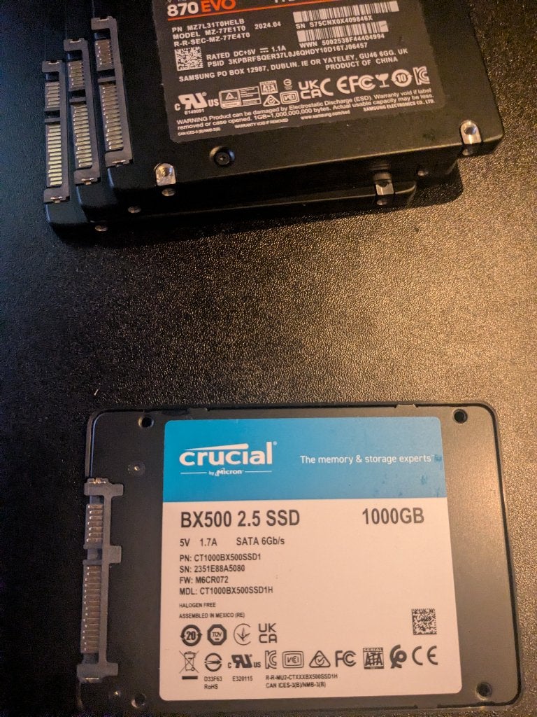 Crucial bx500 1Tb, Intern, Ophalen of Verzenden, Zo goed als nieuw, 1tb