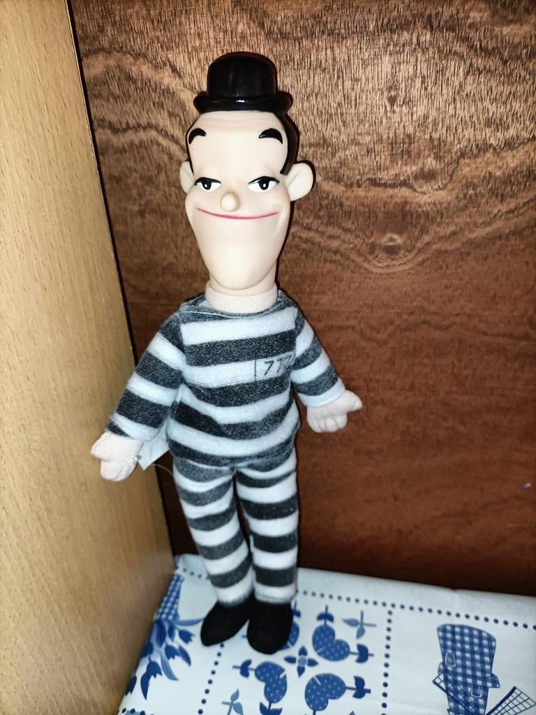 Stan Laurel knuffel met gevangenis kleren uit 1999, Ophalen of Verzenden
